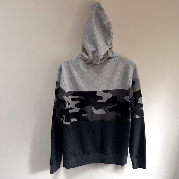 Westy Mfg Co~ Black + Gray Camo Hoodie Sweatshirt in size Medium (Men’s) - Picture 4 of 12